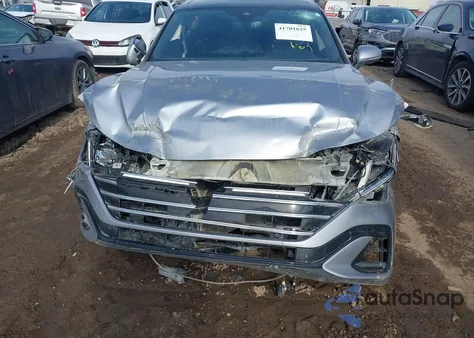 2021 Volkswagen Arteon 2.0T Sel R-Line z USA, uszkodzony, nr VIN WVWHR7AN5ME010592